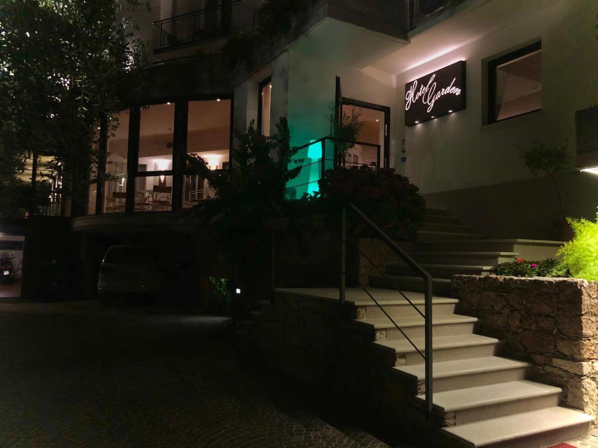 Hotel Garden Мальчезине Экстерьер фото